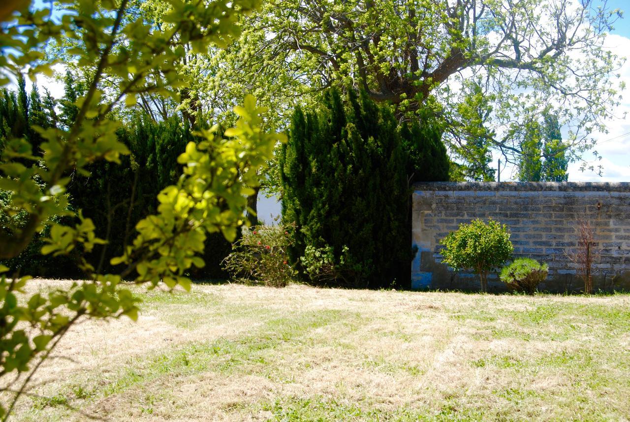Le Mas Marguerite Arlés Exterior foto